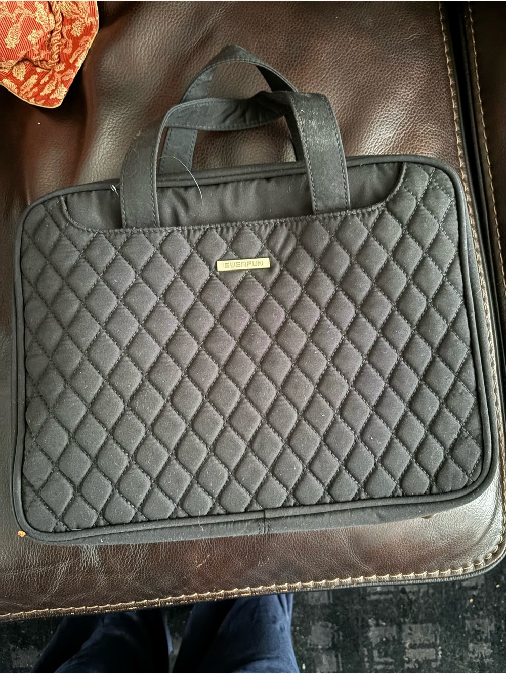 EVERFUN Quilted Black Travel Bag